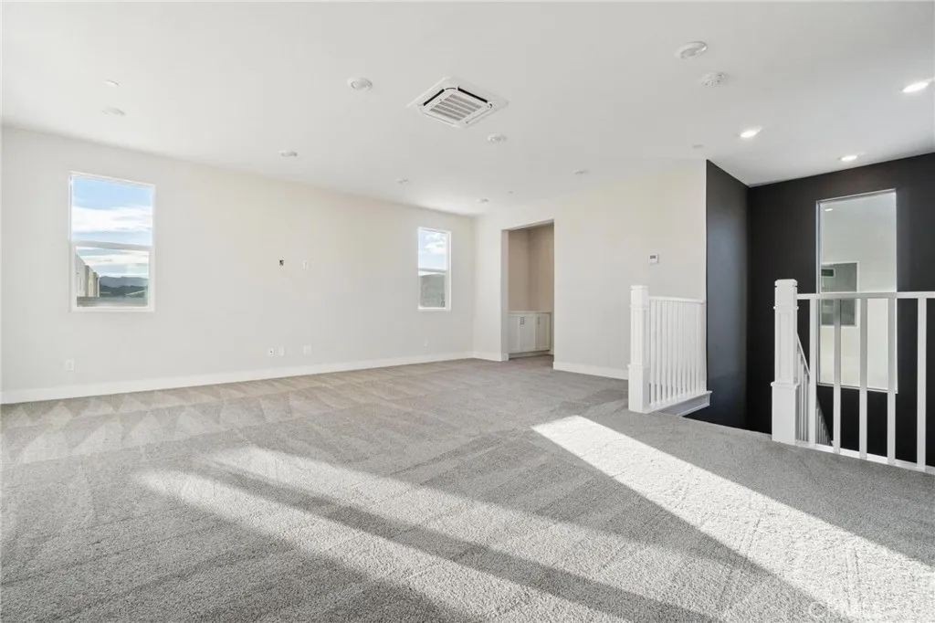 27237 Bush Mallow Court, Valencia, California 91381 home-pic-37